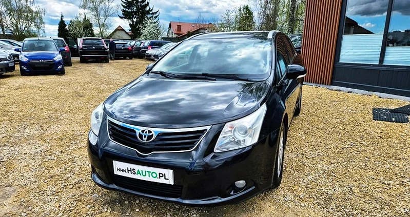 Toyota Avensis cena 24900 przebieg: 227000, rok produkcji 2009 z Śrem małe 781